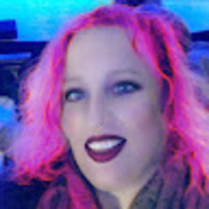 Meet your Posher, Traci